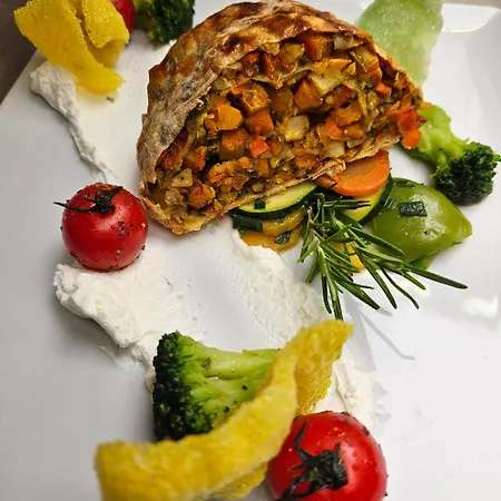 Hotel Restaurant Gruener Baum Und Altes Tor