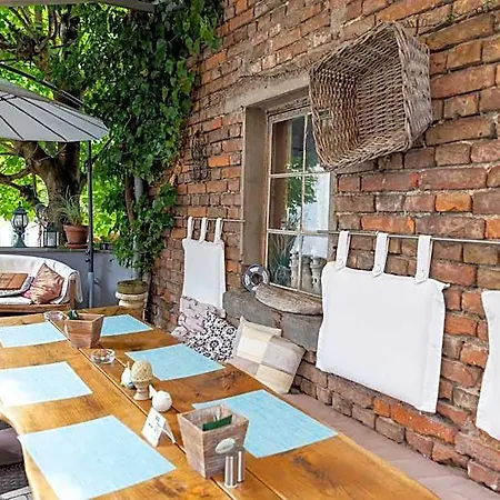 Restaurant Gruener Baum Und Altes Tor 3*
